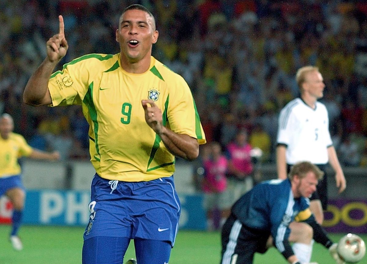 2002-ronaldo-oliver-kahn.jpg